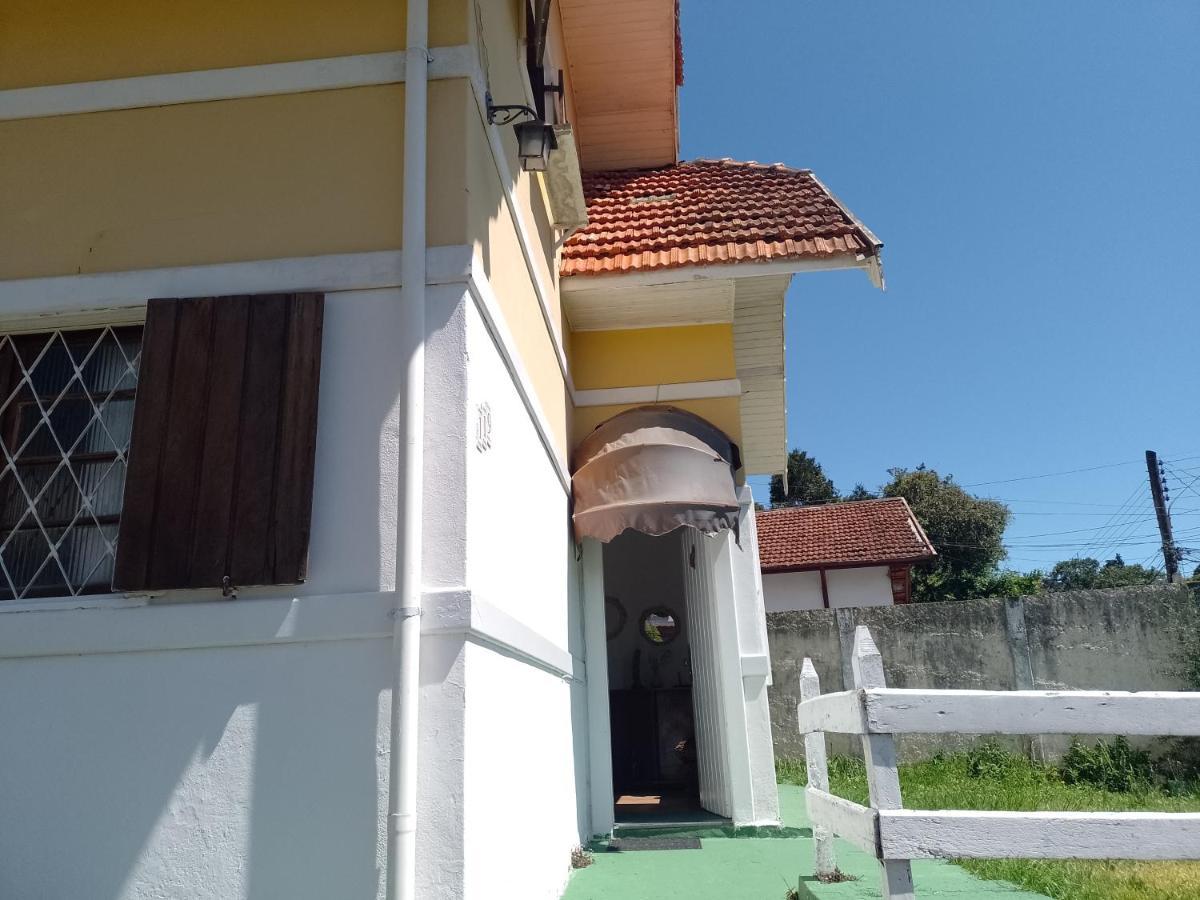 Quartos Para Hospedagem Da Casa Amarela Lejlighed Campos do Jordão Eksteriør billede